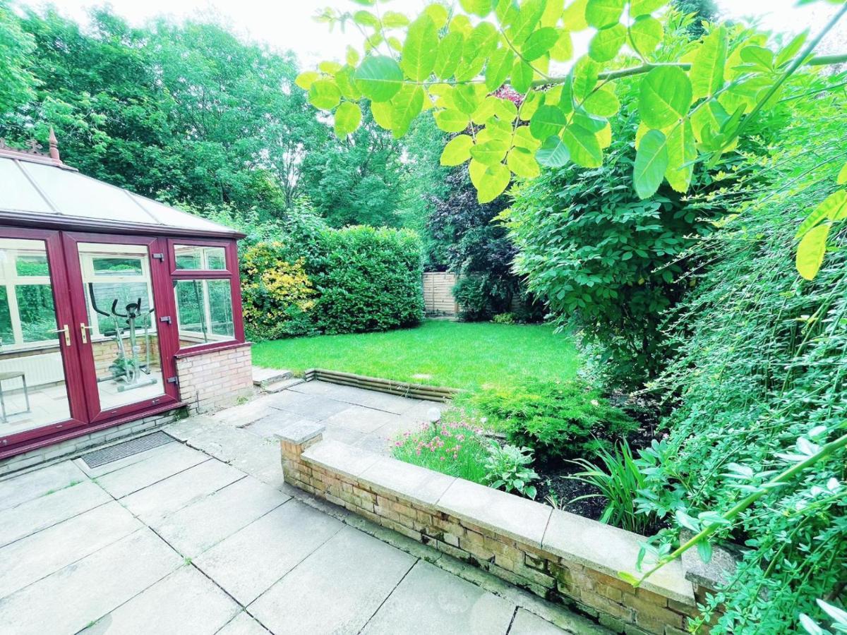 Booker Avenue House - 4 Bedroom House With Garden And Parking 밀턴 케인즈 외부 사진
